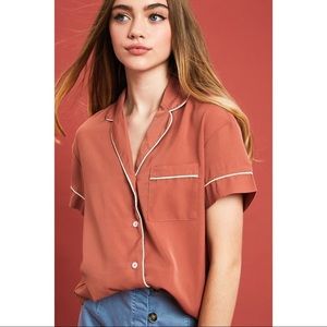 BOGO Sienna Contrast Piping Blouse